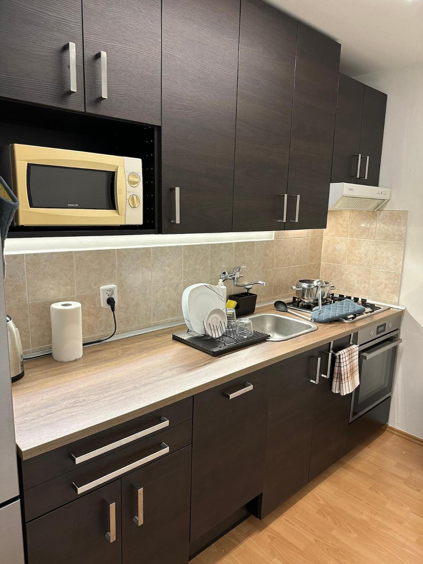 דירה Cozy Near Centre